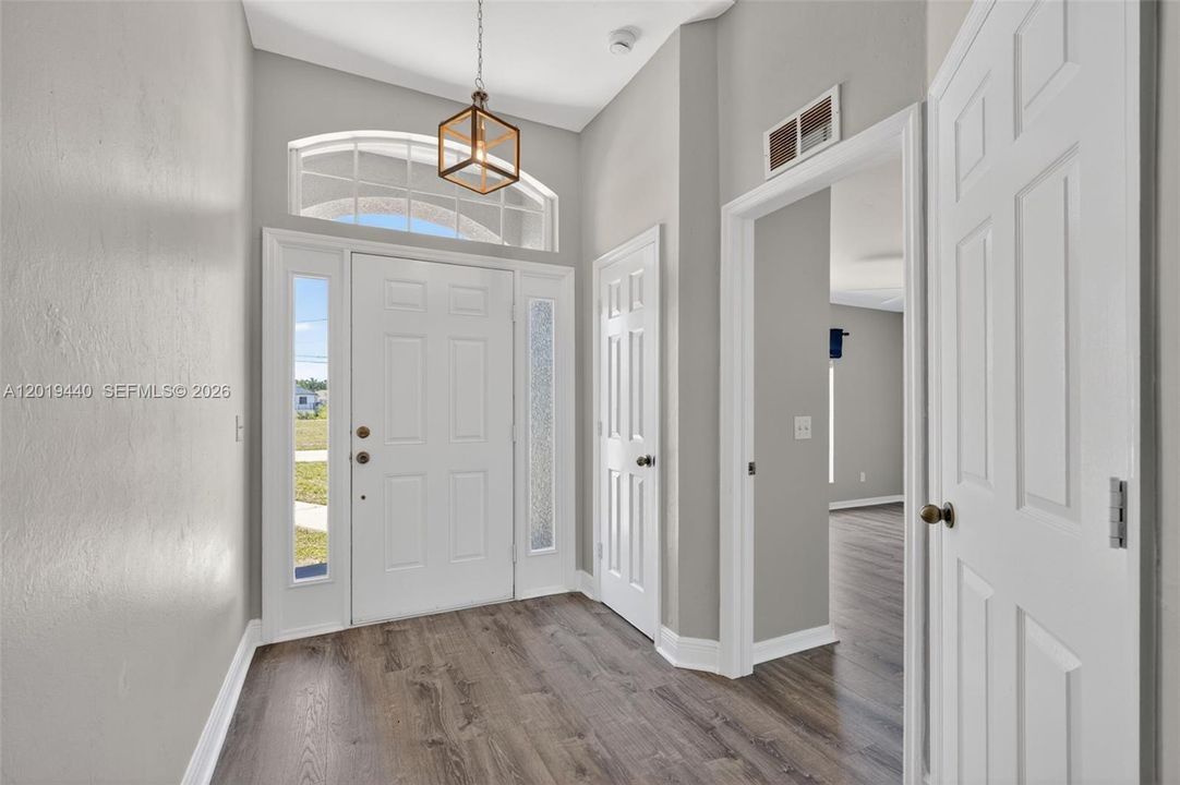 Foyer w/Transom Window & Sidelights