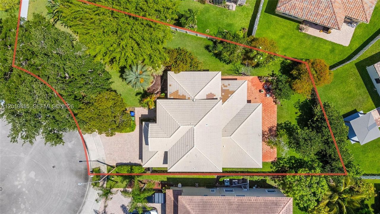 На продажу: $849,900 (4 спален, 2 ванн, 2521 Квадратных фут)