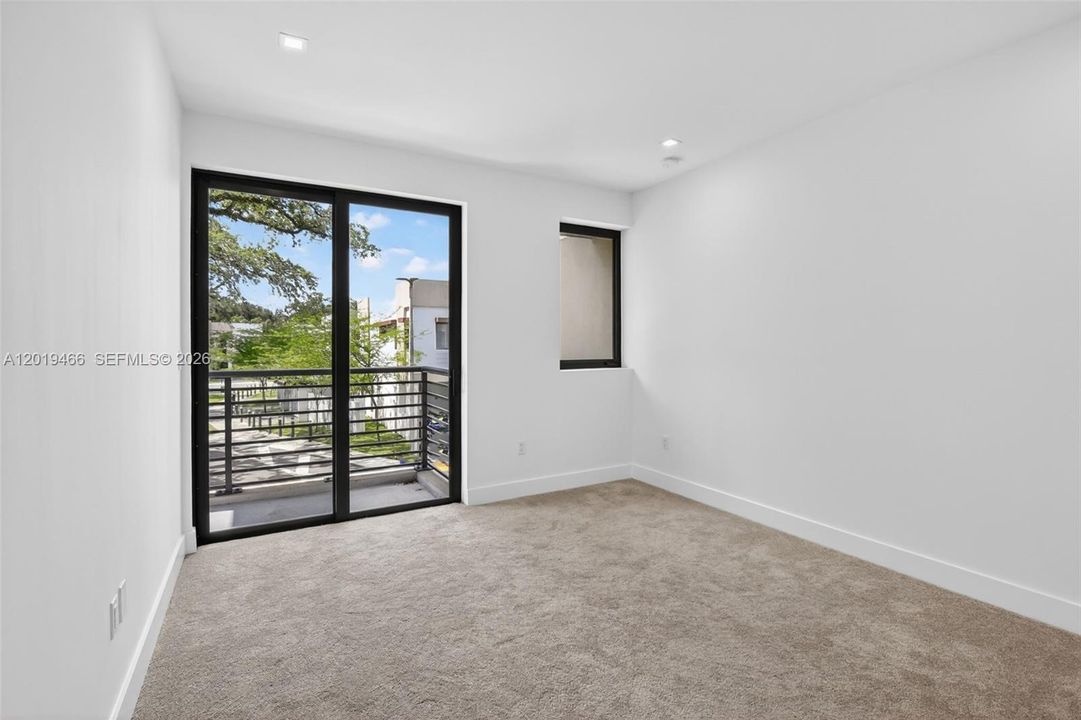 待售: $585,000 (3 贝兹, 2 浴室, 1600 平方英尺)