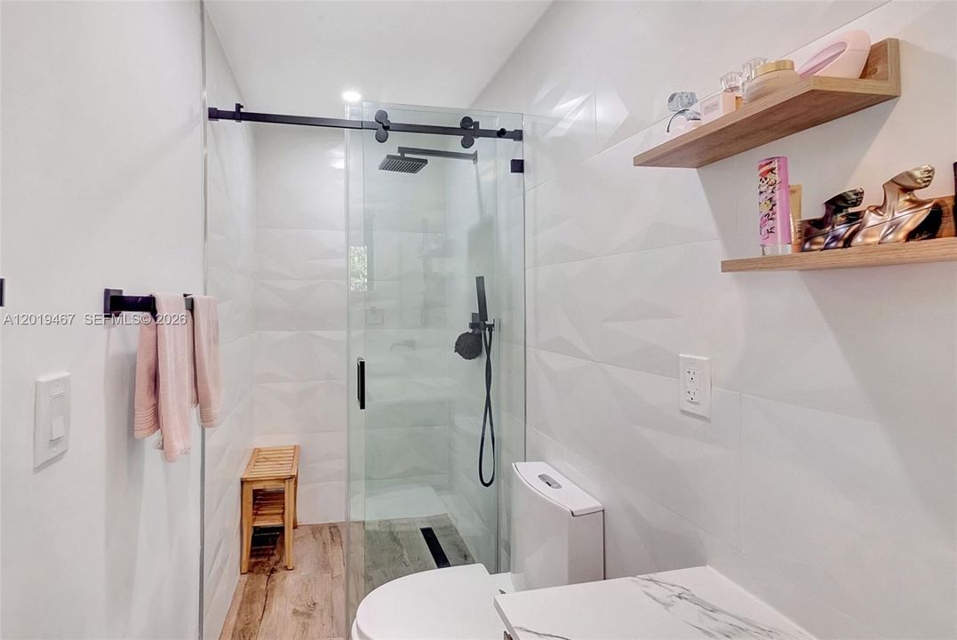 В аренду: $10,500 (4 спален, 3 ванн, 2287 Квадратных фут)