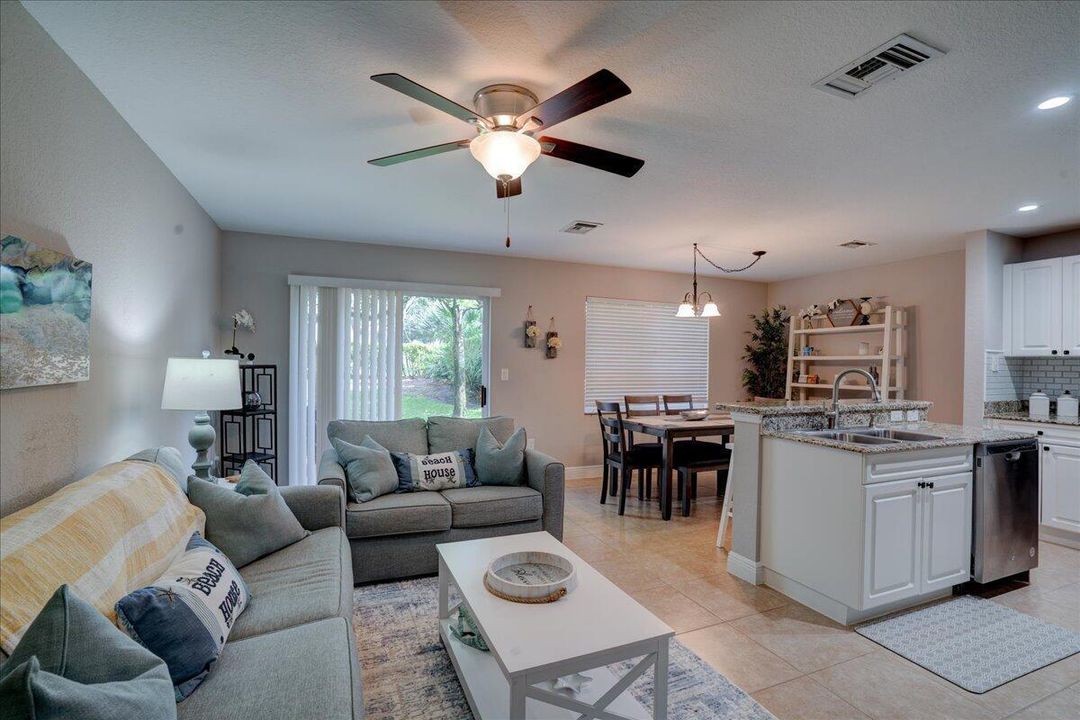15-6633 Old Farm Trail-12