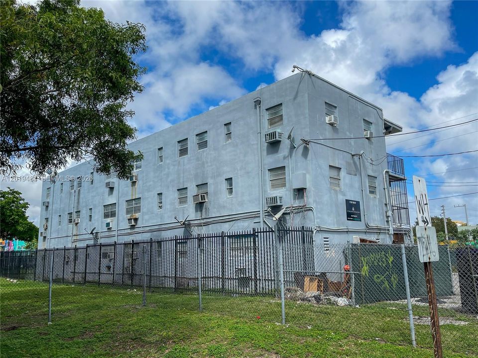 For Sale: $2,350,000 (0 beds, 0 baths, 6234 Square Feet)