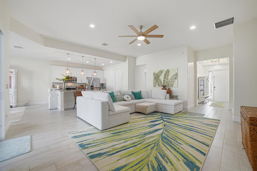 Livingroom-B