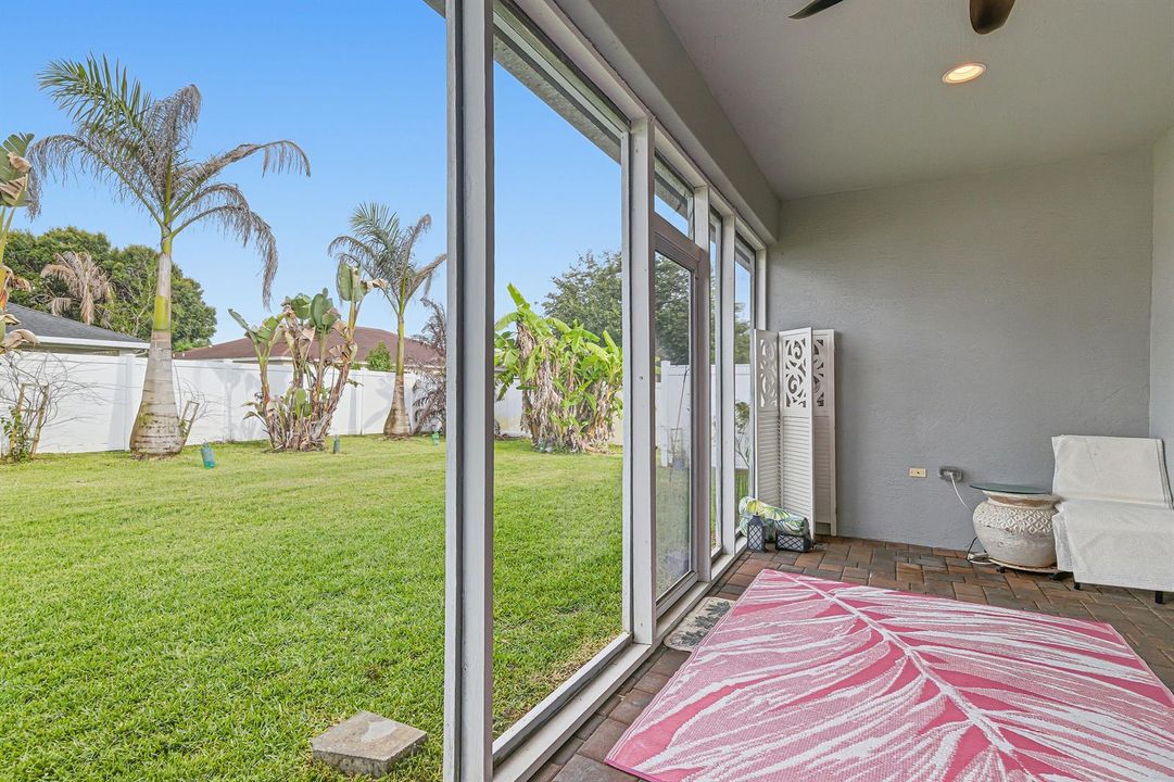 Patio-B