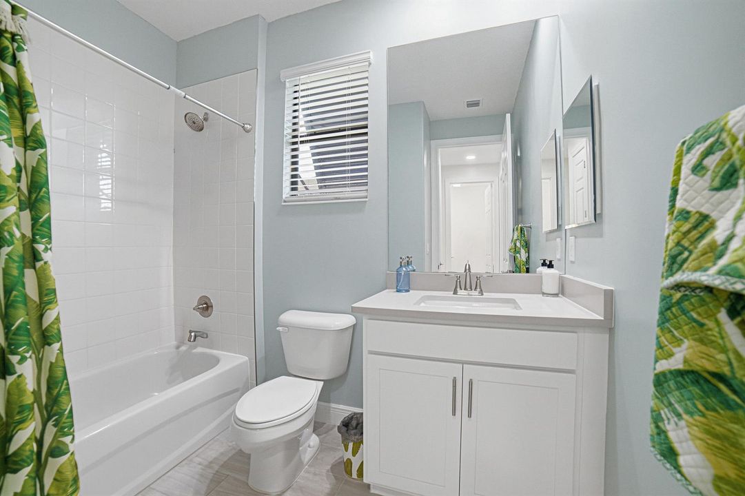 Bathroom2