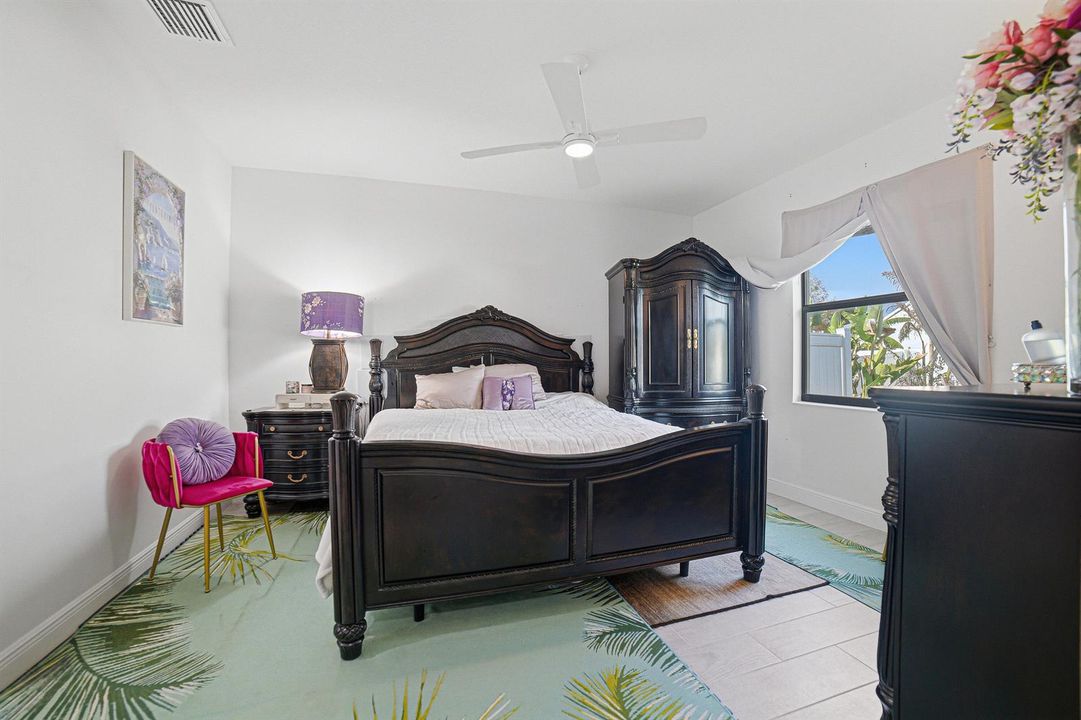 Bedroom4