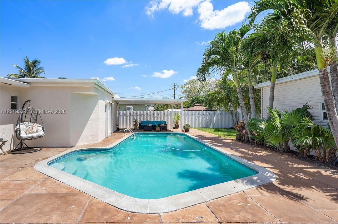 En Renta: $3,999 (3 camas, 2 baños, 1506 Pies cuadrados)
