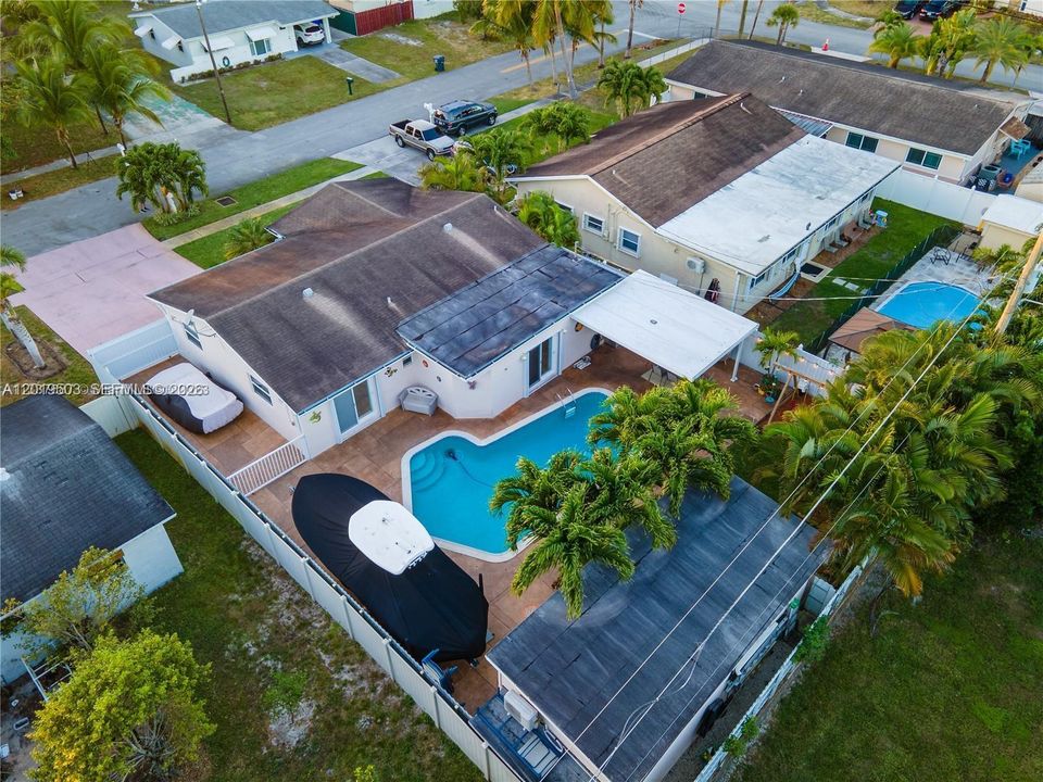 En Renta: $3,999 (3 camas, 2 baños, 1506 Pies cuadrados)