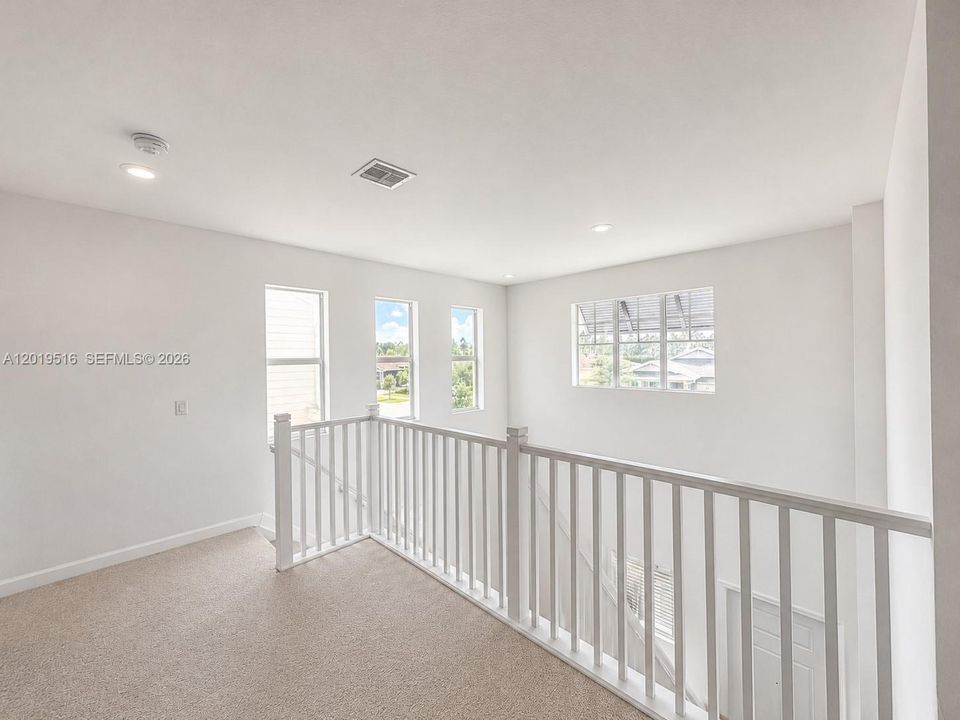 For Rent: $4,100 (4 beds, 3 baths, 2615 Square Feet)