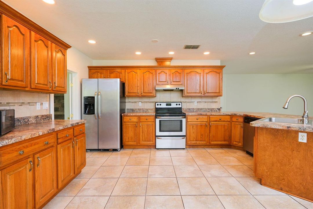 4-web-or-mls-homes-for-sale-in-sebring-f