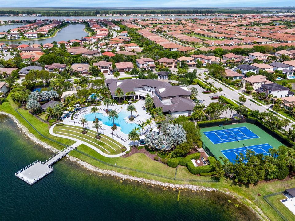 Resort-Style Clubhouse