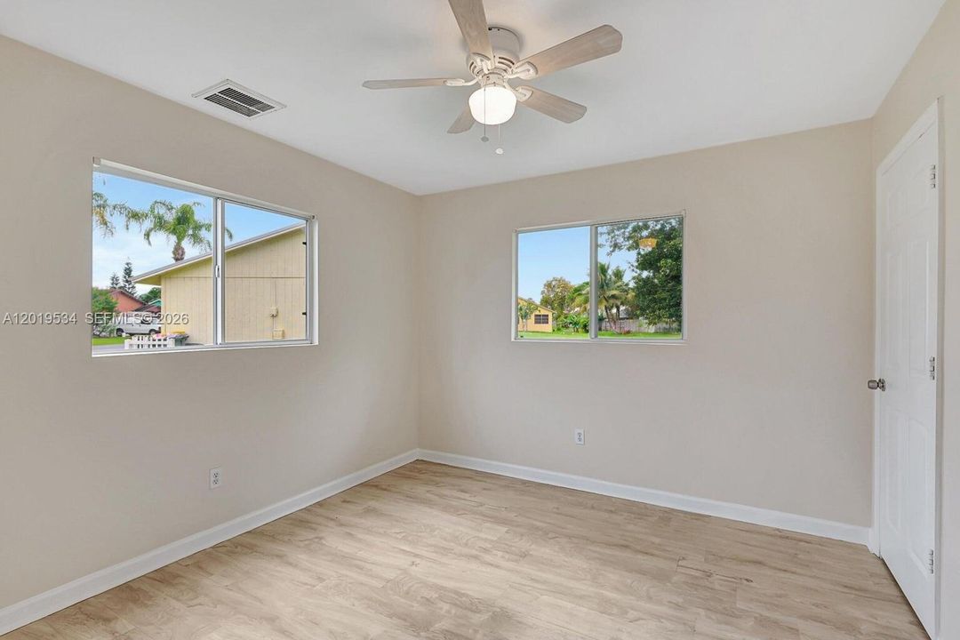 For Rent: $2,100 (2 beds, 2 baths, 800 Square Feet)