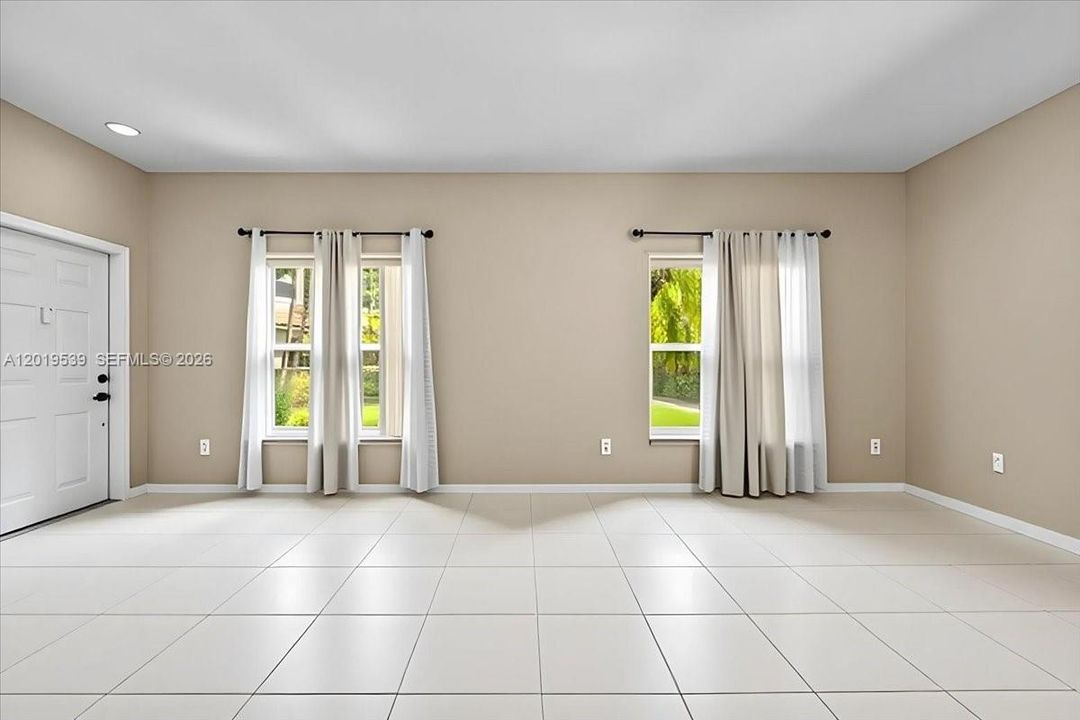 For Rent: $2,650 (3 beds, 2 baths, 1371 Square Feet)