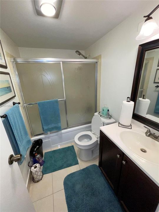 For Sale: $65,000 (1 beds, 1 baths, 570 Square Feet)