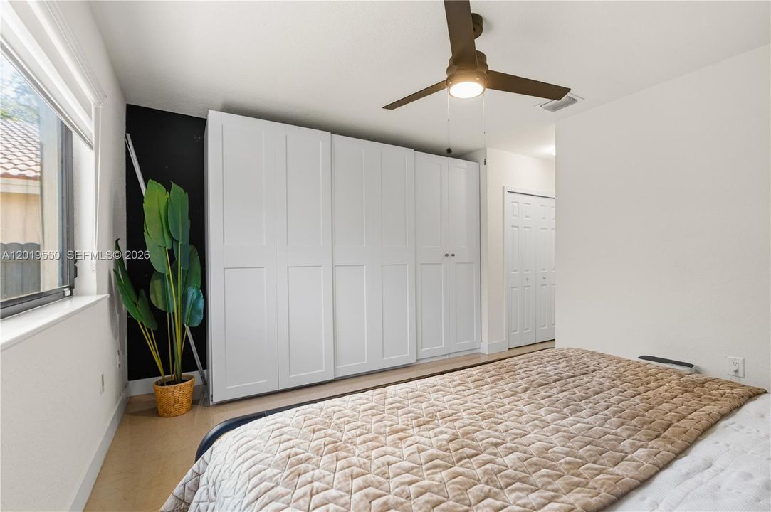 Vendido Recientemente: $625,000 (4 camas, 2 baños, 1620 Pies cuadrados)