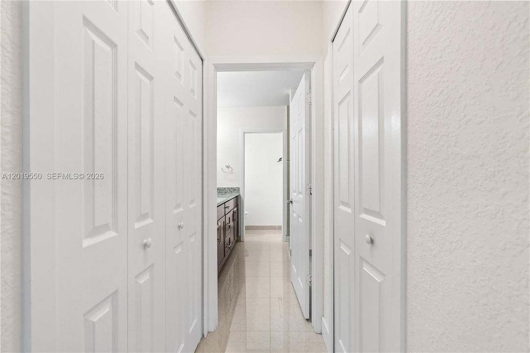 Vendido Recientemente: $625,000 (4 camas, 2 baños, 1620 Pies cuadrados)