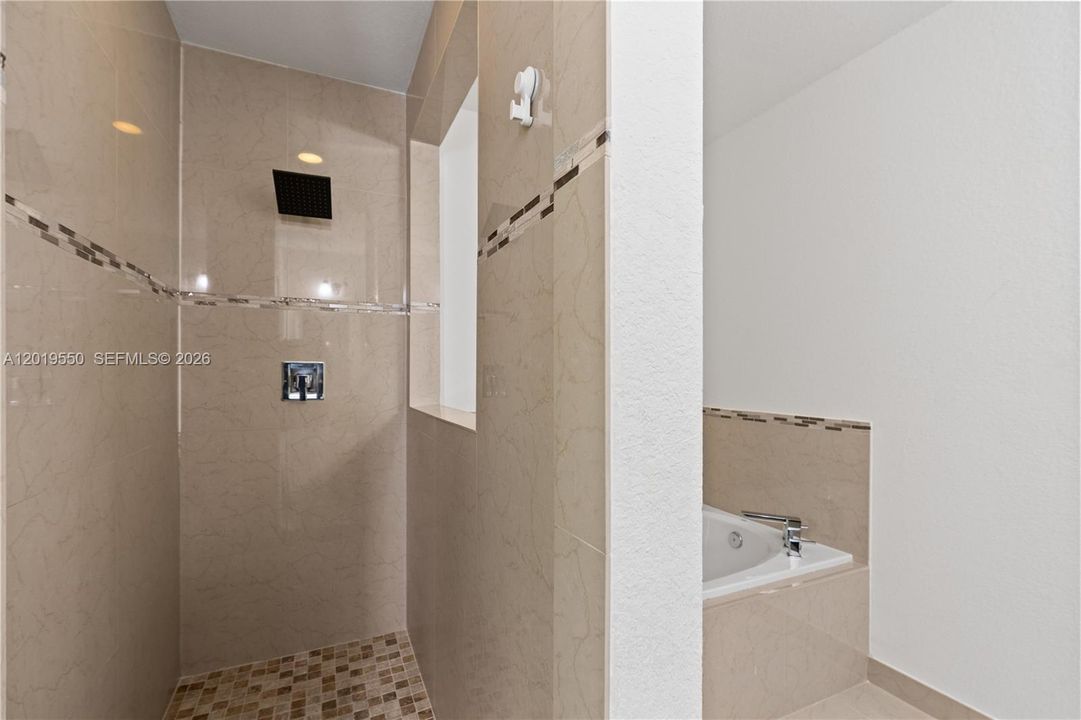 Vendido Recientemente: $625,000 (4 camas, 2 baños, 1620 Pies cuadrados)
