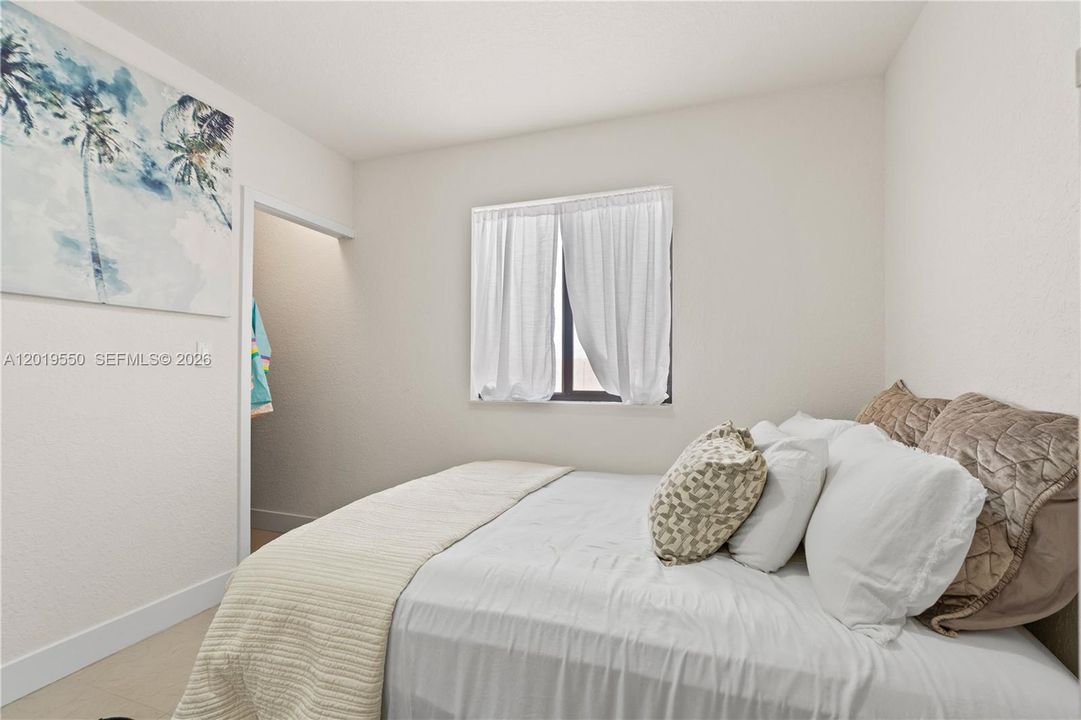 Vendido Recientemente: $625,000 (4 camas, 2 baños, 1620 Pies cuadrados)