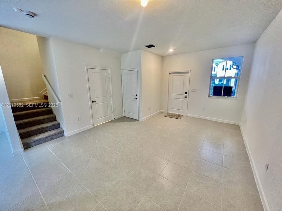 For Sale: $420,000 (3 beds, 2 baths, 1442 Square Feet)