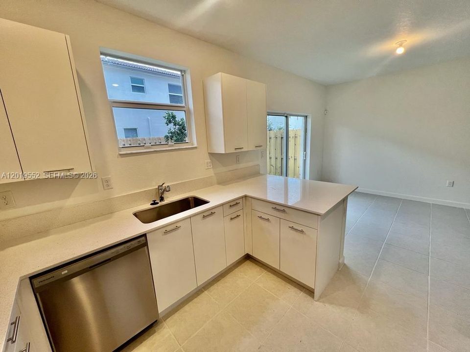 For Sale: $420,000 (3 beds, 2 baths, 1442 Square Feet)