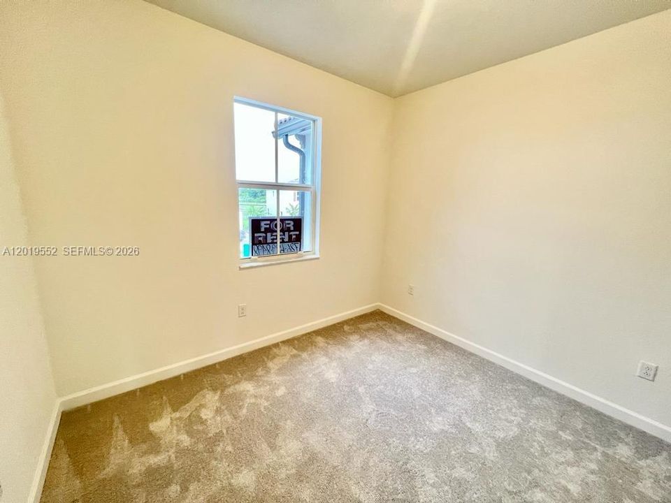 For Sale: $420,000 (3 beds, 2 baths, 1442 Square Feet)