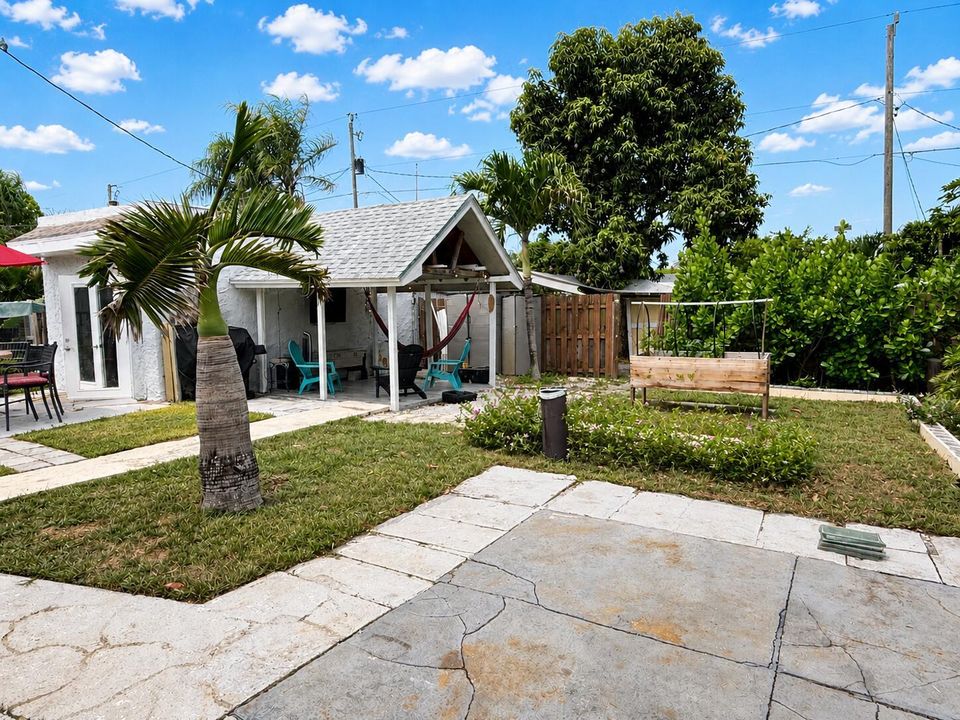 429 Greenbriar Dr. Lake Park, FL 33403
