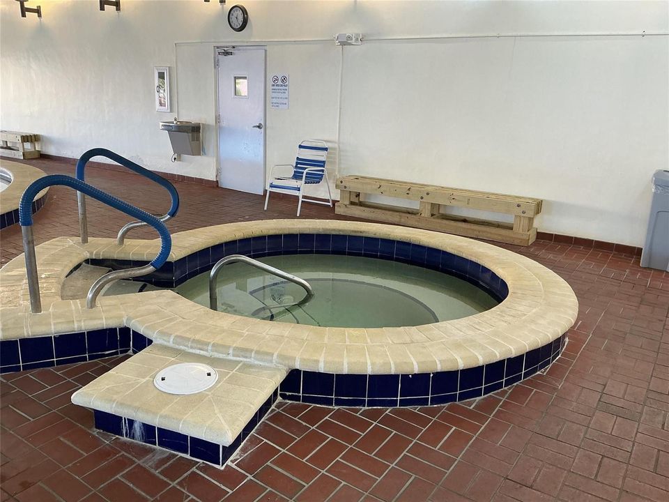 Indoor hot tub in Clubhouse