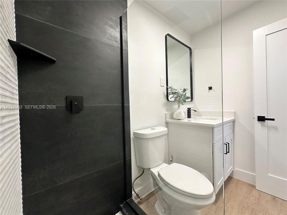 Activo con contrato: $1,690 (1 camas, 1 baños, 653 Pies cuadrados)