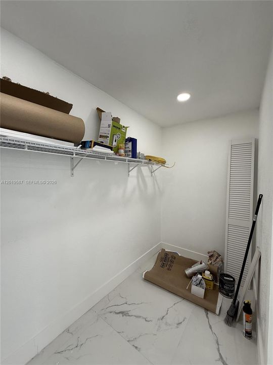 For Sale: $700,000 (4 beds, 2 baths, 1794 Square Feet)