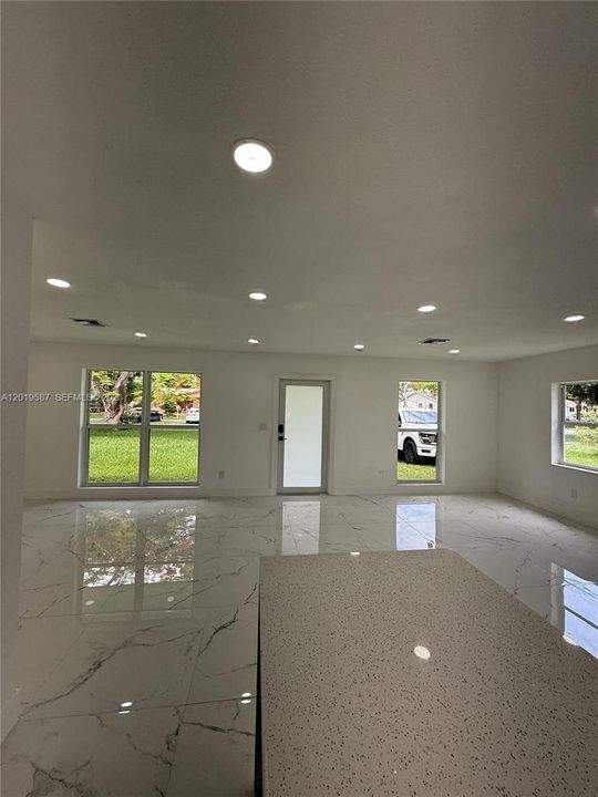 For Sale: $700,000 (4 beds, 2 baths, 1794 Square Feet)