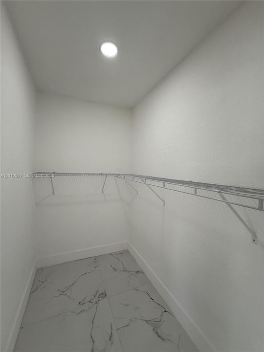 For Sale: $700,000 (4 beds, 2 baths, 1794 Square Feet)