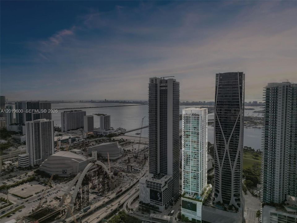 Active With Contract: $2,998,000 (2 beds, 2 baths, 2566 Square Feet)