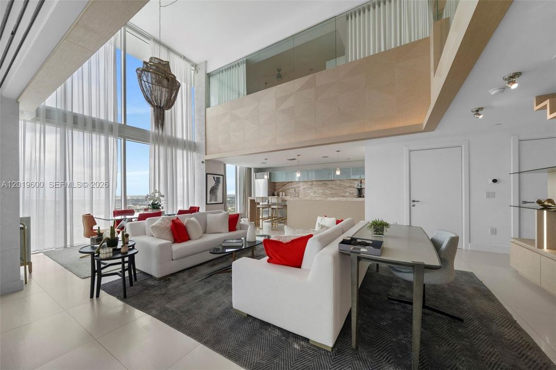 Active With Contract: $2,998,000 (2 beds, 2 baths, 2566 Square Feet)
