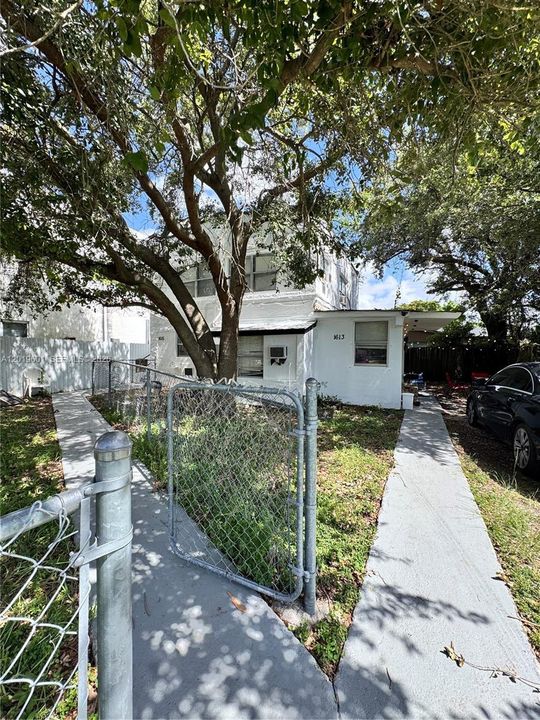 For Sale: $569,000 (0 beds, 0 baths, 1452 Square Feet)