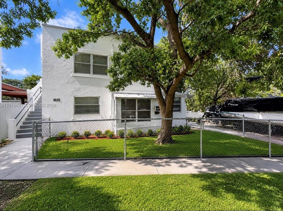 For Sale: $569,000 (0 beds, 0 baths, 1452 Square Feet)