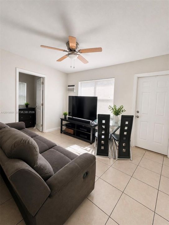 For Sale: $569,000 (0 beds, 0 baths, 1452 Square Feet)