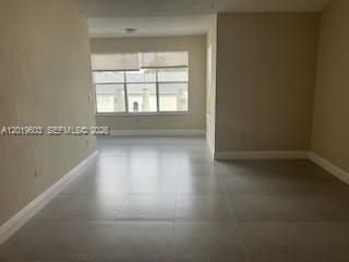 В аренду: $1,800 (2 спален, 1 ванн, 909 Квадратных фут)