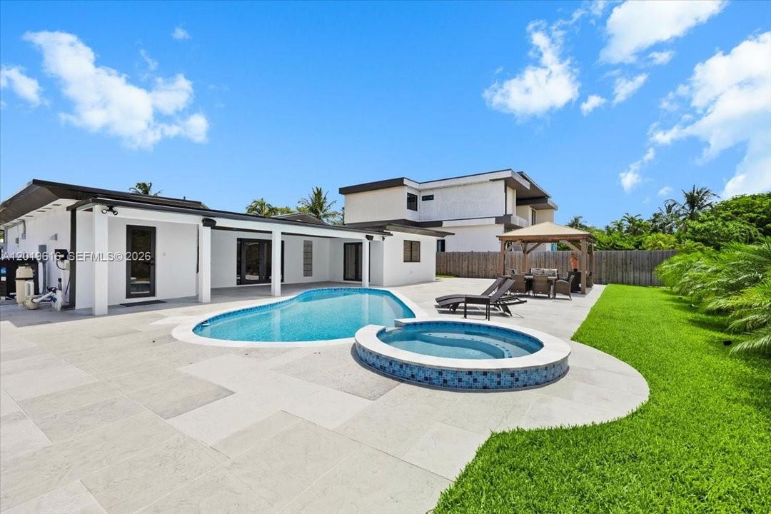 For Rent: $7,800 (4 beds, 3 baths, 2186 Square Feet)