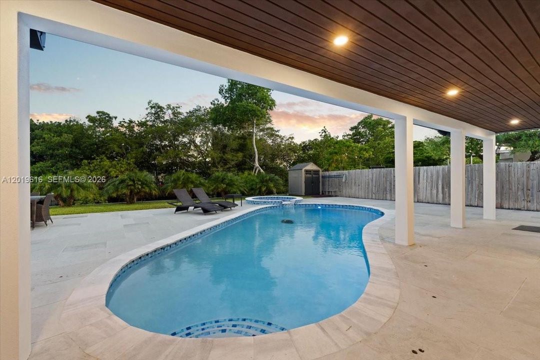 For Rent: $7,800 (4 beds, 3 baths, 2186 Square Feet)