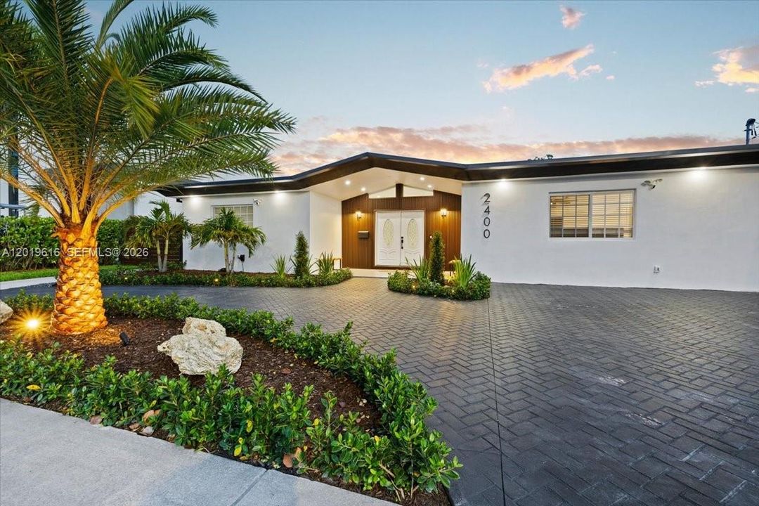 For Rent: $7,800 (4 beds, 3 baths, 2186 Square Feet)