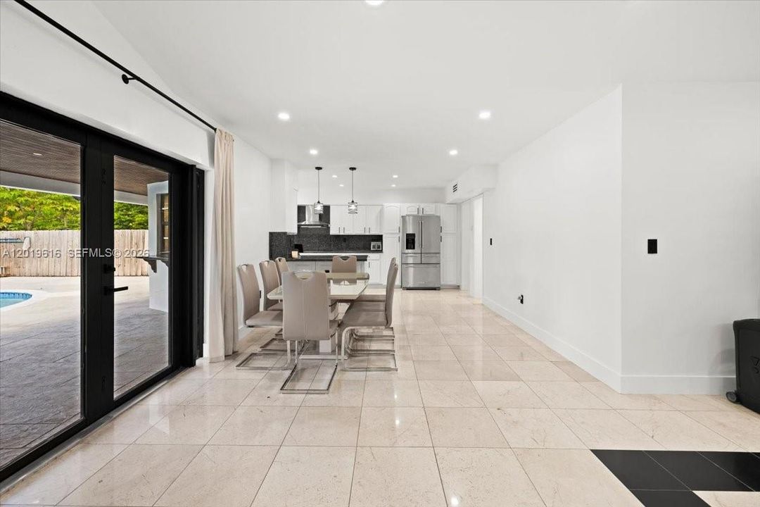For Rent: $7,800 (4 beds, 3 baths, 2186 Square Feet)