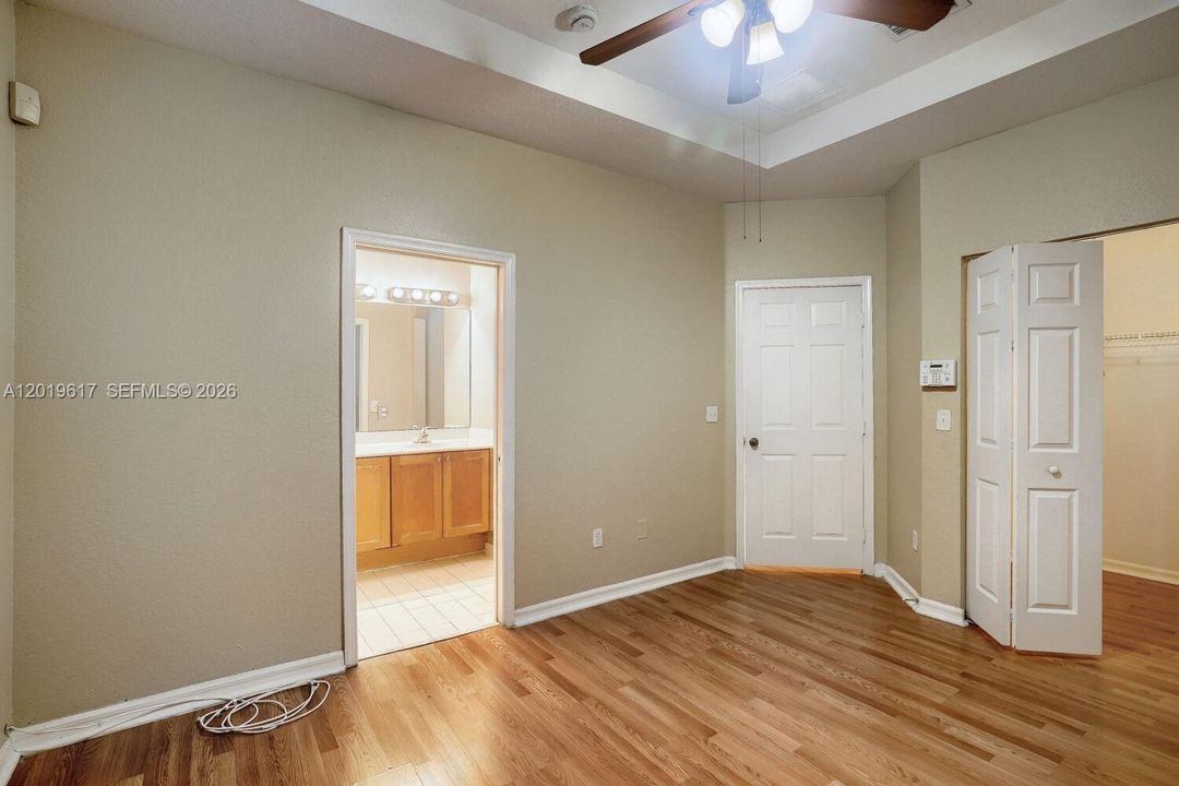 Active With Contract: $314,900 (3 beds, 2 baths, 1632 Square Feet)