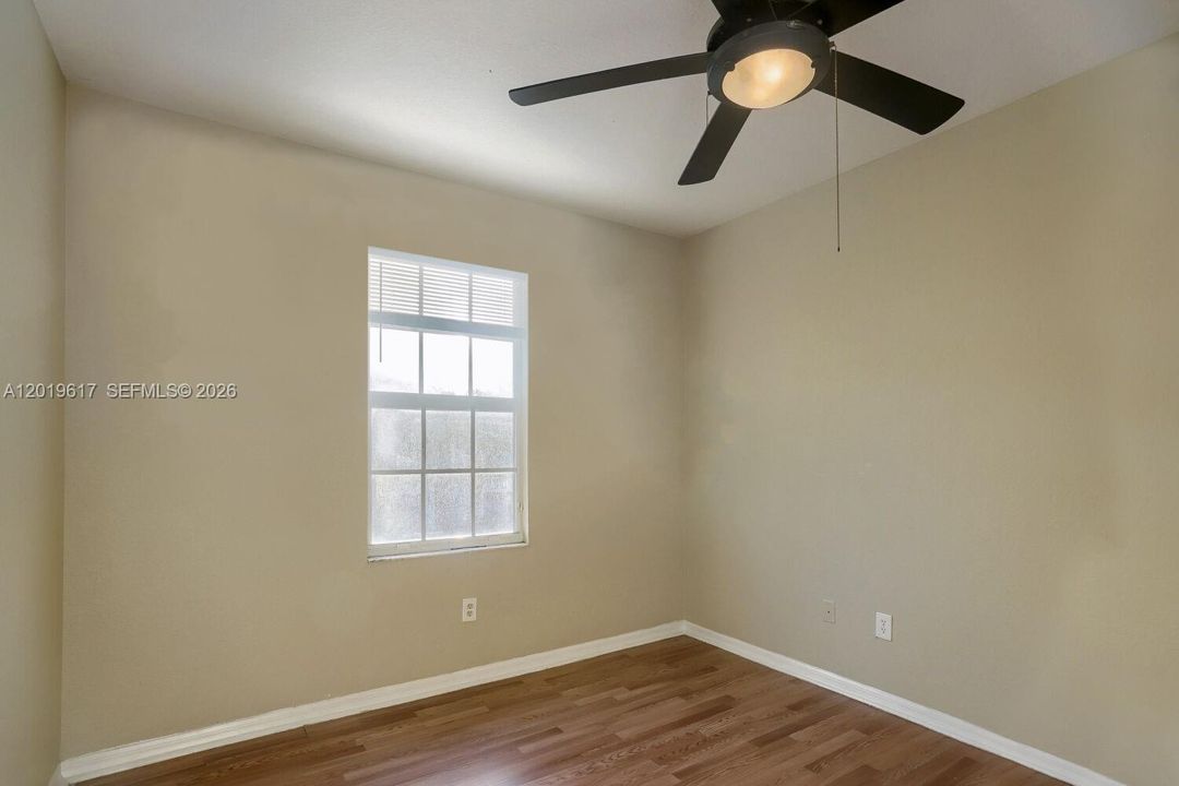Active With Contract: $314,900 (3 beds, 2 baths, 1632 Square Feet)
