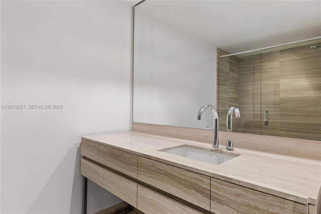 En Venta: $1,050,000 (0 camas, 1 baños, 0 Pies cuadrados)