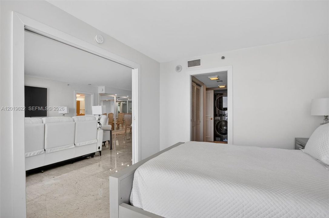 For Rent: $8,500 (2 beds, 2 baths, 1438 Square Feet)