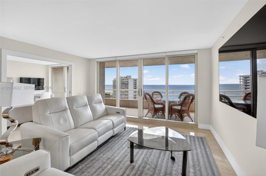 For Rent: $8,500 (2 beds, 2 baths, 1438 Square Feet)