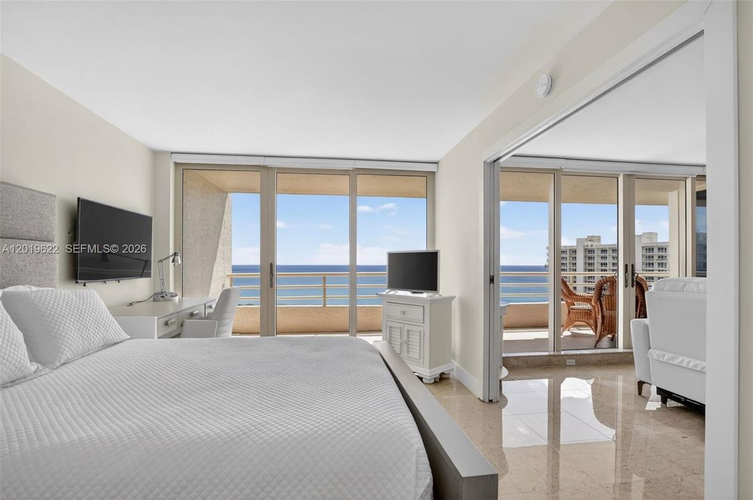 For Rent: $8,500 (2 beds, 2 baths, 1438 Square Feet)