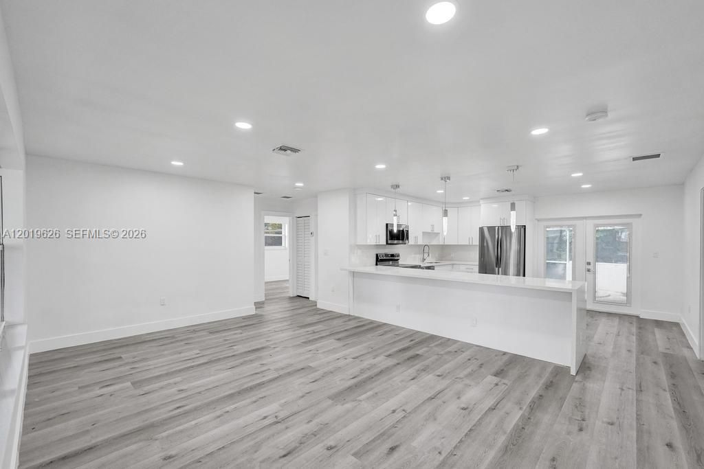 En Venta: $660,000 (3 camas, 2 baños, 1454 Pies cuadrados)