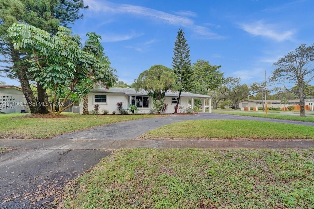En Venta: $660,000 (3 camas, 2 baños, 1454 Pies cuadrados)