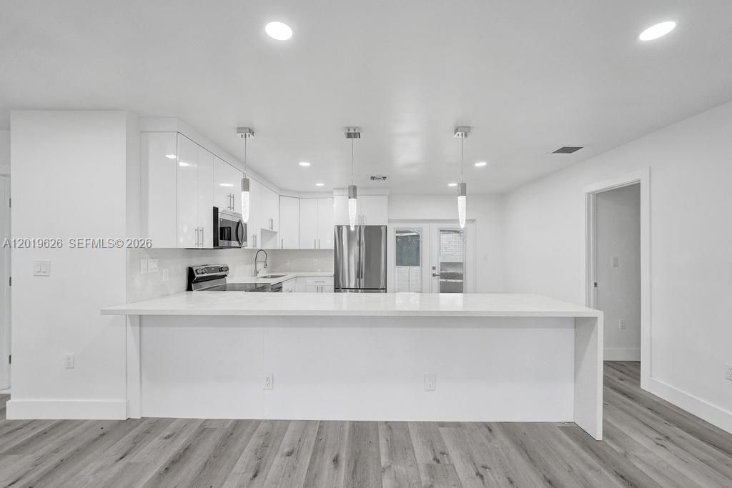 En Venta: $660,000 (3 camas, 2 baños, 1454 Pies cuadrados)